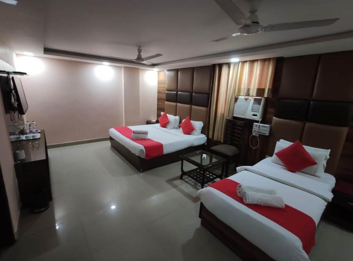 Hotel Aerotech Near Igi Airport Új-Delhi Kültér fotó