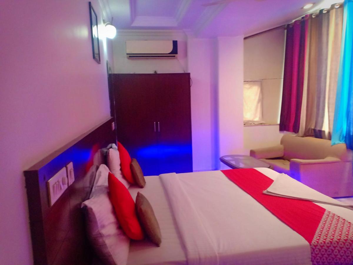 Hotel Aerotech Near Igi Airport Új-Delhi Kültér fotó