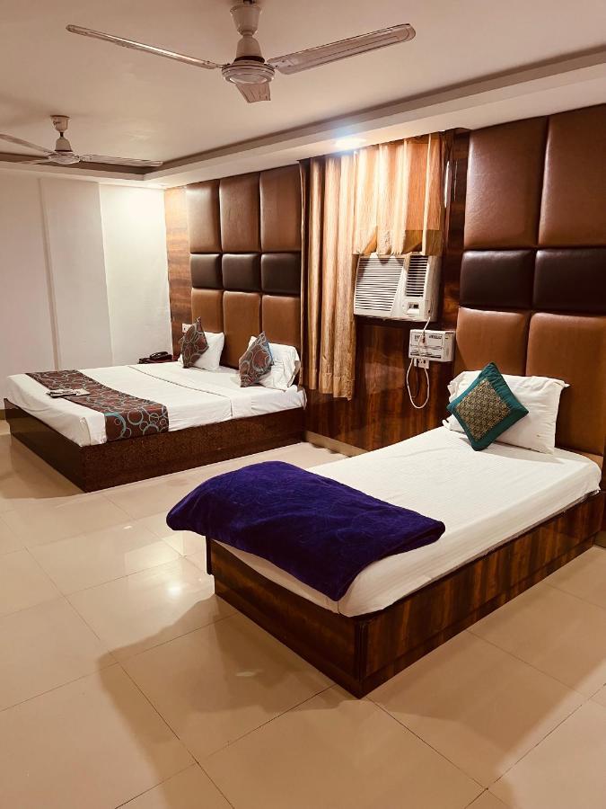 Hotel Aerotech Near Igi Airport Új-Delhi Kültér fotó