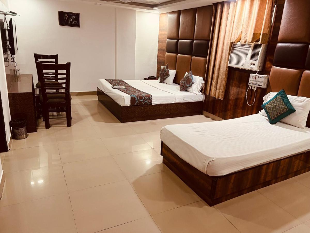 Hotel Aerotech Near Igi Airport Új-Delhi Kültér fotó